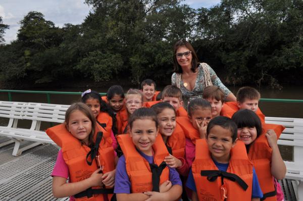 Projeto Capileco Leva Alunos No Barco-escola Martim Pescador