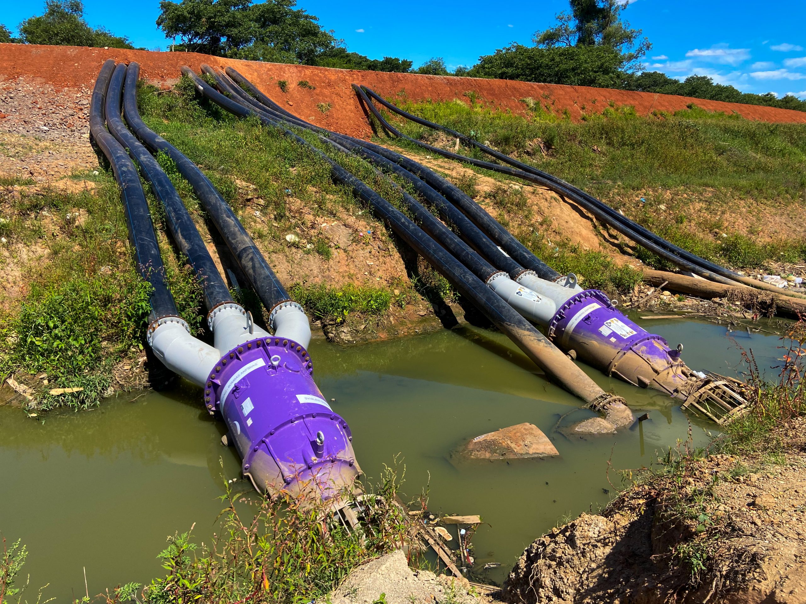 Furtos De Cabos Elétricos Deixam Bombas Extras Instaladas Pelo SEMAE Na Vila Brás Inoperantes.