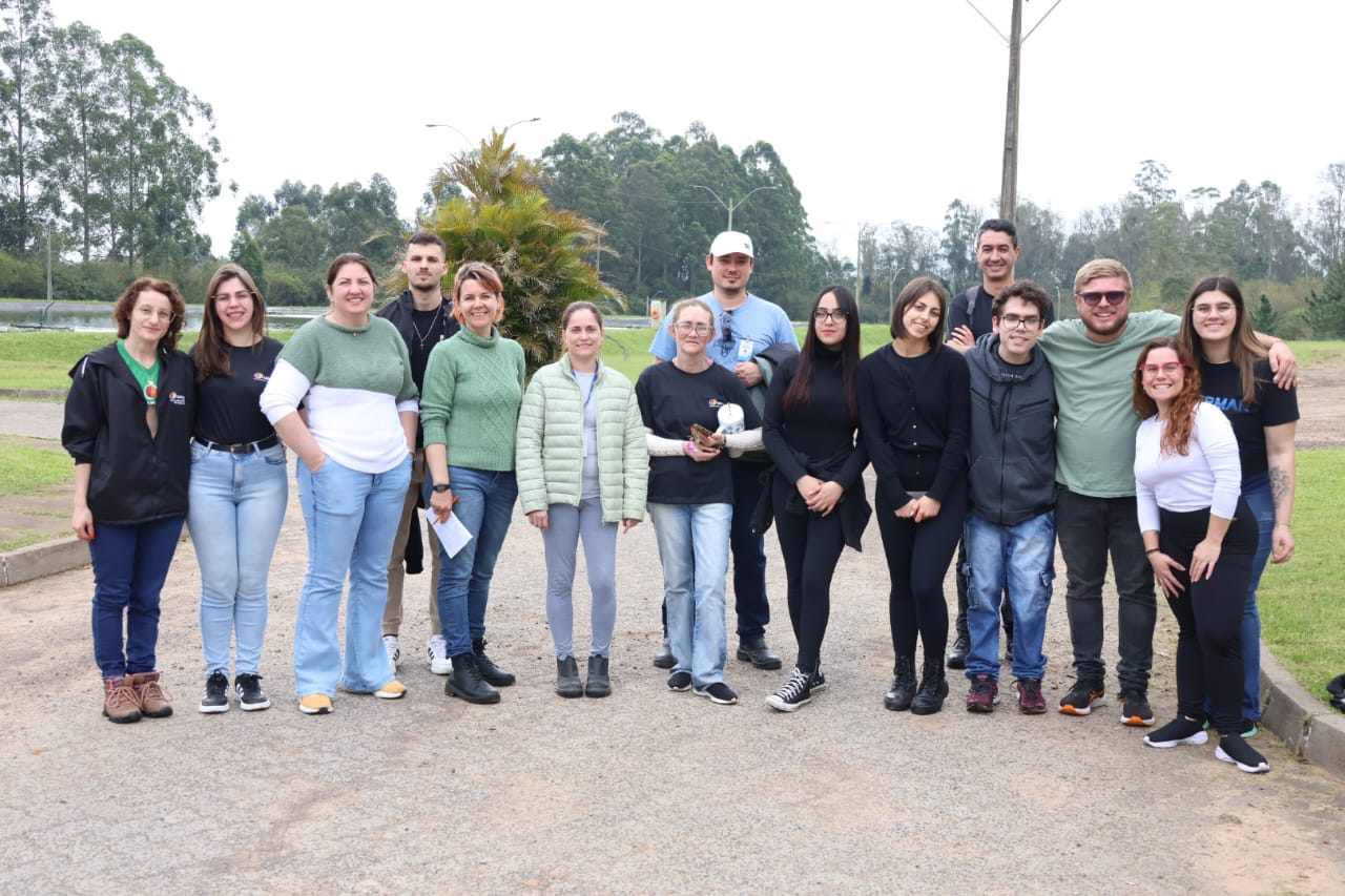 Curso De Gestão Ambiental Da UERGS Visita ETE Feitoria Para Conhecer O Sistema Wetland
